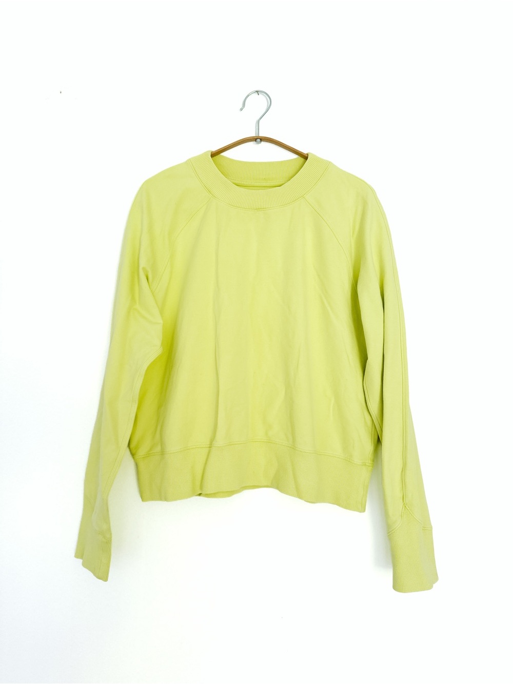 Lululemon Ready to Roll Crew Lemon Vibe - Size 8